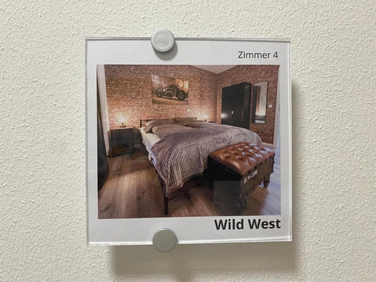 Wild West Apartment *